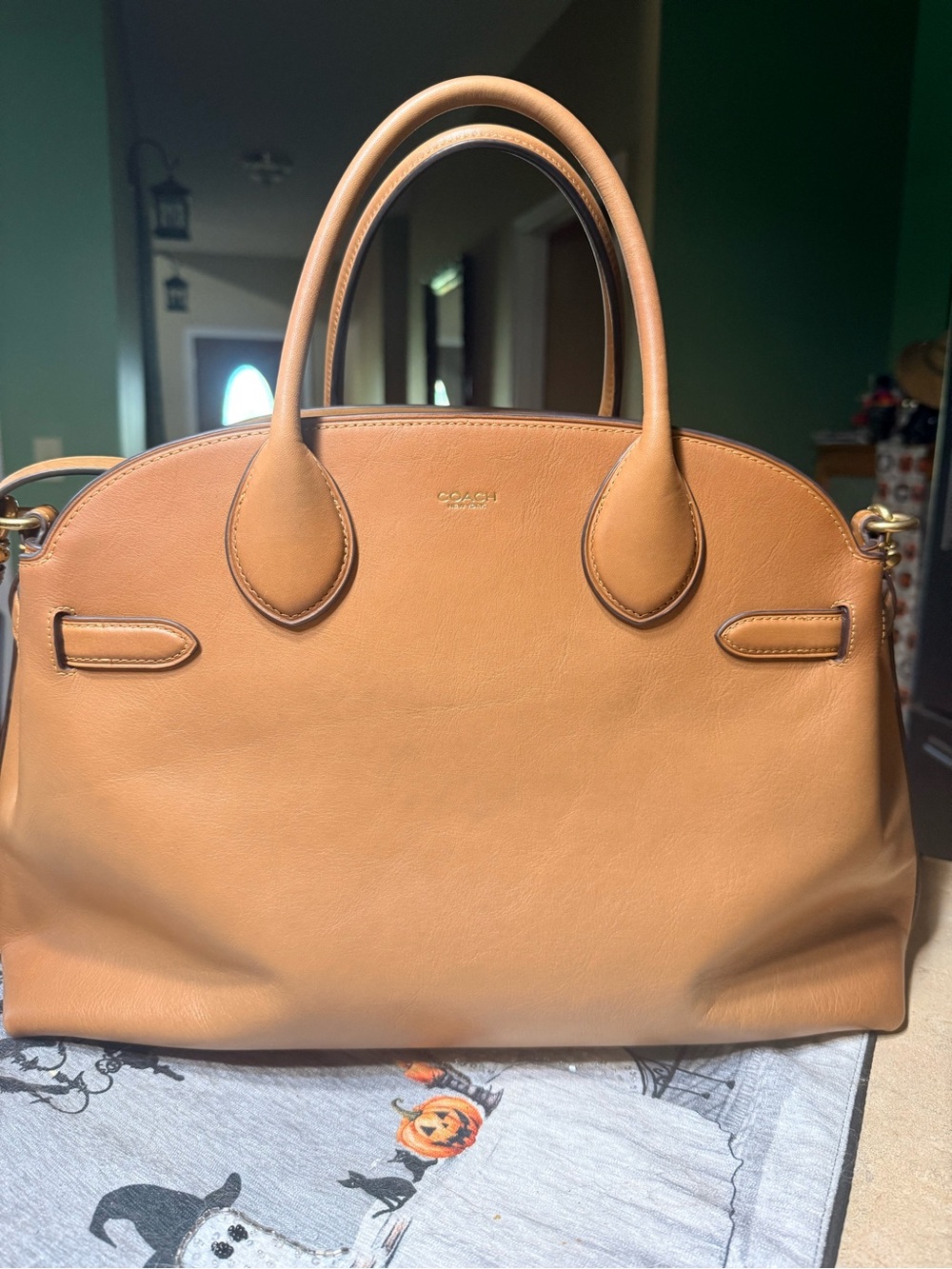 Coach Soft Empire Carryall 40 Honey Caramel Color